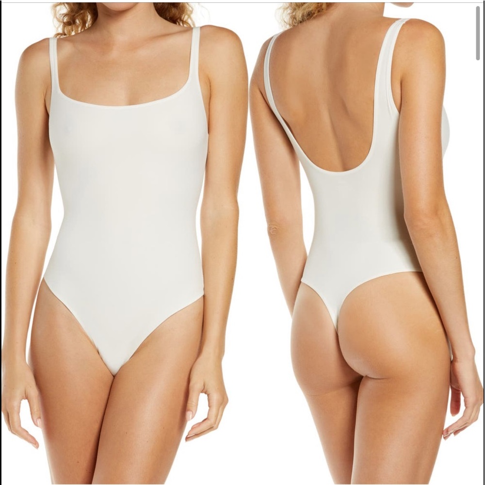 skims fits everybody square neck bodysuit NWOT color bone